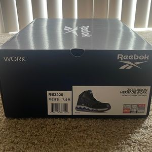 BRAND NEW MEN’S REEBOK WORK COMPOSITE TOE SNEAKERS SIZE 7.5